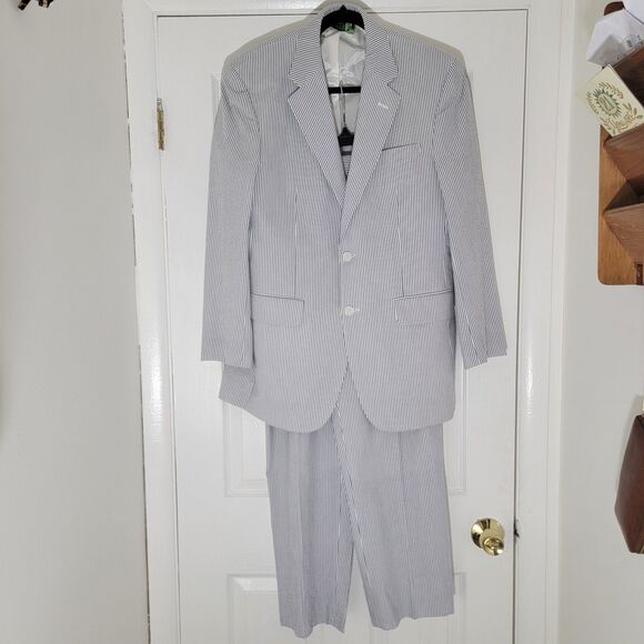 Jos. A. Bank Stays Cool Blue Striped Seersucker Suit 2 Piece 39R Blazer 33R Pant - Picture 1 of 16